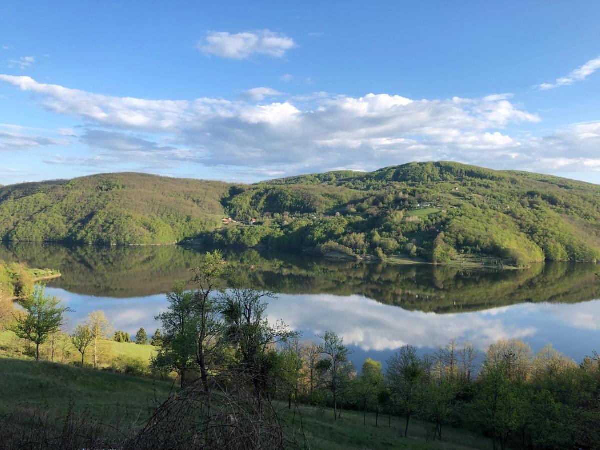 Apartman Jezero Vrutci Užice Exterior foto