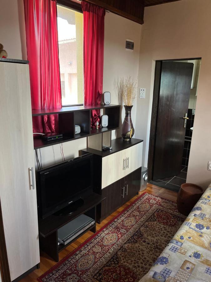 Apartman Jezero Vrutci Užice Exterior foto
